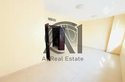 Apartment - 2 Bedrooms - 2 Bathrooms for rent in Central District - Al Ain