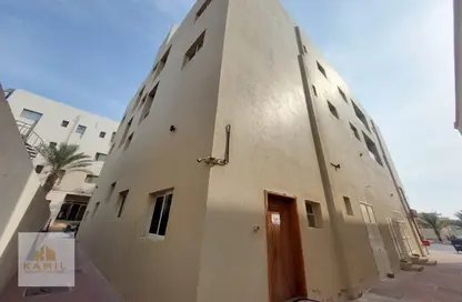 عمارة بالكامل - استوديو - 3 حمامات للبيع في 2 المويهات - المويهات - عجمان