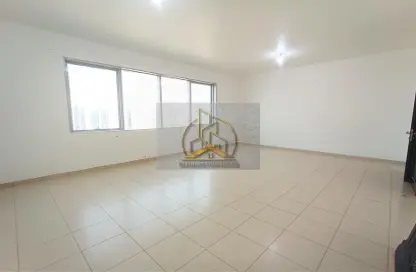 Apartment - 4 Bedrooms - 6 Bathrooms for rent in Airport Road - Abu Dhabi