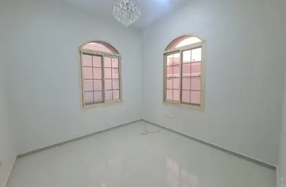 Villa - 4 Bedrooms - 6 Bathrooms for rent in Al Warqa'a 3 - Al Warqa'a - Dubai