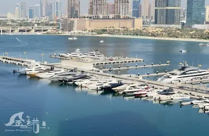 Apartment - 1 Bedroom - 1 Bathroom for rent in Marina Vista - EMAAR Beachfront - Dubai Harbour - Dubai