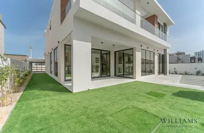 Villa - 5 Bedrooms - 6 Bathrooms for sale in West Village - Al Furjan - Dubai