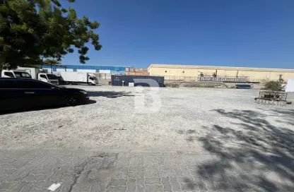 Warehouse - Studio for rent in Al Qusais Industrial Area - Al Qusais - Dubai