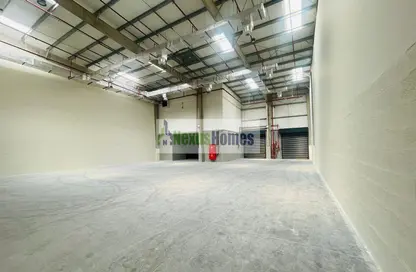 Warehouse - Studio - 2 Bathrooms for rent in KIZAD - Al Samha - Abu Dhabi