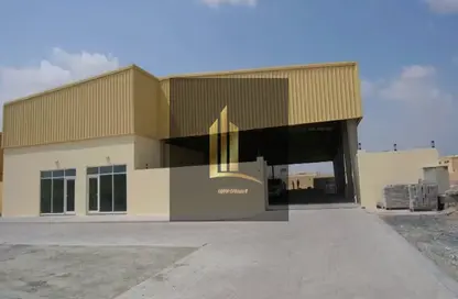 Warehouse - Studio - 4 Bathrooms for sale in Al Jlail - Al Sajaa - Sharjah