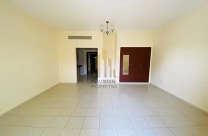 Apartment - 1 Bathroom for rent in S02 - Spain Cluster - International City - Dubai