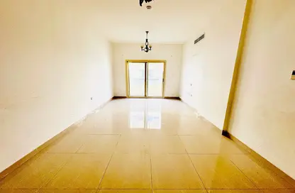 Apartment - 2 Bedrooms - 3 Bathrooms for rent in Muwaileh Commercial - Sharjah