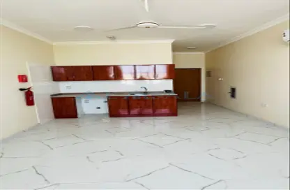 Apartment - 1 Bathroom for rent in Al Mamourah - Ras Al Khaimah