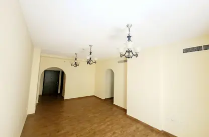 Apartment - 1 Bedroom - 2 Bathrooms for rent in Muwaileh 29 Building - Muwaileh - Sharjah