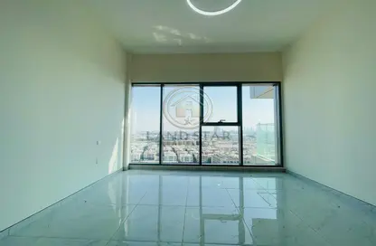 Apartment - 1 Bedroom - 2 Bathrooms for rent in Titanium Tower - Al Karama - Dubai