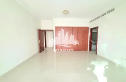 Apartment - 3 Bedrooms - 4 Bathrooms for rent in Al Majaz 1 - Al Majaz - Sharjah