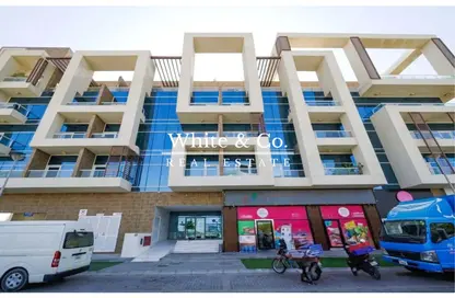 Apartment - 1 Bedroom - 2 Bathrooms for sale in La Residence - Jumeirah Village Triangle - Dubai