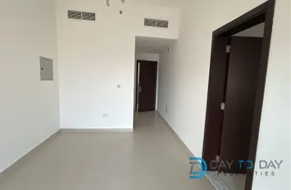 Apartment - 1 Bathroom for rent in Al Amira Village - Al Yasmeen - Ajman