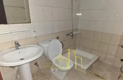 Apartment - 1 Bedroom - 2 Bathrooms for rent in Al Mahatta - Al Qasimia - Sharjah