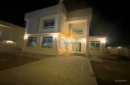 Villa - 4 Bedrooms - 6 Bathrooms for rent in Al Riffa - Ras Al Khaimah