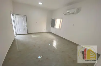 Apartment - 1 Bathroom for rent in Baniyas - Abu Dhabi