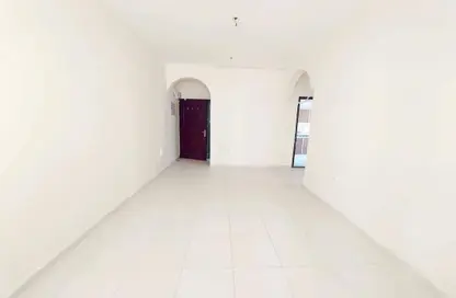 Apartment - 1 Bedroom - 2 Bathrooms for rent in Muwaileh 3 Building - Muwaileh - Sharjah