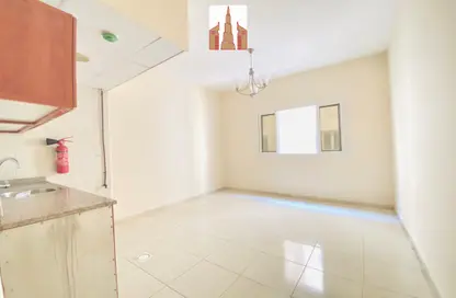 Apartment - 1 Bathroom for rent in AlFalah - Muwaileh Commercial - Sharjah