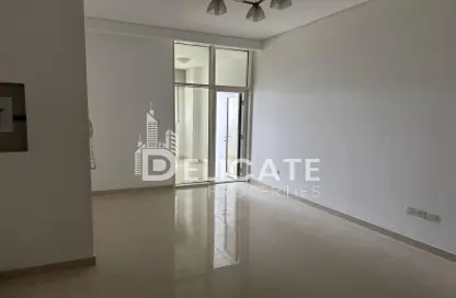 Apartment - 1 Bathroom for rent in Nova Tower - Dubai Silicon Oasis - Dubai