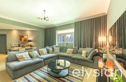 Apartment - 2 Bedrooms - 3 Bathrooms for sale in Al Hatimi - Shoreline Apartments - Palm Jumeirah - Dubai