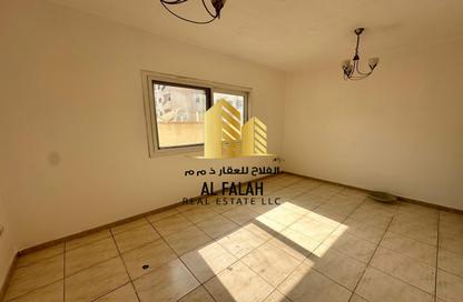 Apartment - 2 Bedrooms - 2 Bathrooms for rent in Qasimia 13 building - Al Nad - Al Qasimia - Sharjah