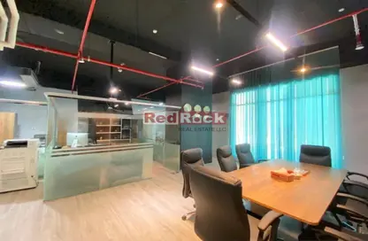 Office Space - Studio for rent in Grosvenor Office Tower - Business Bay - Dubai