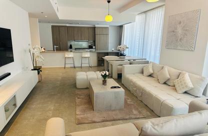 Apartment - 2 Bedrooms - 4 Bathrooms for sale in Stella Maris - Dubai Marina - Dubai