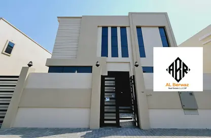 Villa - 4 Bedrooms - 5 Bathrooms for rent in Hoshi 1 - Hoshi - Al Badie - Sharjah