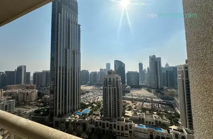 Apartment - 1 Bedroom - 2 Bathrooms for sale in 29 Burj Boulevard Tower 2 - 29 Burj Boulevard - Downtown Dubai - Dubai