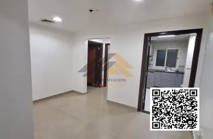 Apartment - 2 Bedrooms - 4 Bathrooms for rent in Corniche Tower - Ajman Corniche Road - Ajman