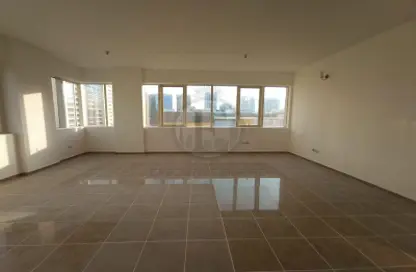 Apartment - 3 Bedrooms - 4 Bathrooms for rent in Al Saada Tower - Muroor Area - Abu Dhabi