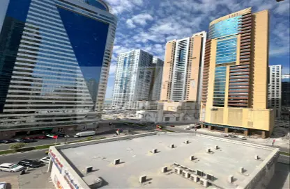 Apartment - 2 Bedrooms - 3 Bathrooms for sale in Rose Tower - Al Khan - Sharjah