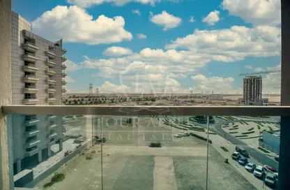 Apartment - 1 Bedroom - 1 Bathroom for sale in J One Building - Dubai Residence Complex - Dubai