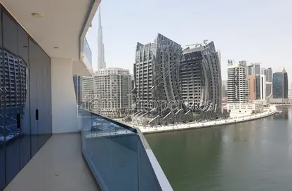 Apartment - 1 Bedroom - 2 Bathrooms for sale in Waves Tower - Business Bay - Dubai