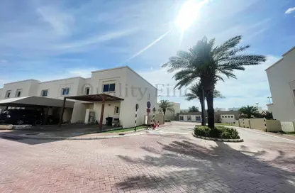 Villa - 5 Bedrooms - 6 Bathrooms for rent in Arabian Style - Al Reef Villas - Al Reef - Abu Dhabi