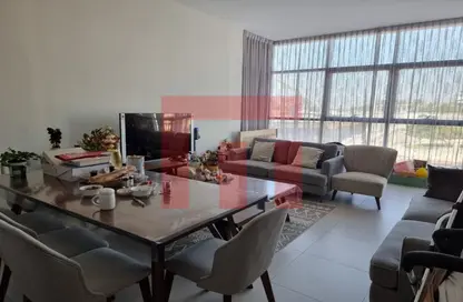 Apartment - 1 Bedroom - 2 Bathrooms for rent in The View - Al Raha Beach - Abu Dhabi