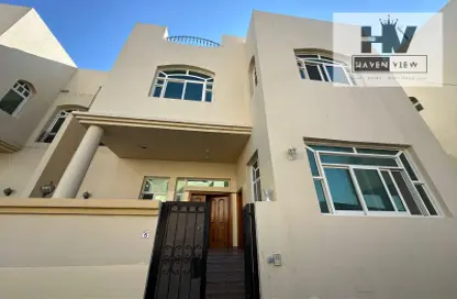 Villa - 5 Bedrooms for rent in Mohamed Bin Zayed Centre - Mohamed Bin Zayed City - Abu Dhabi