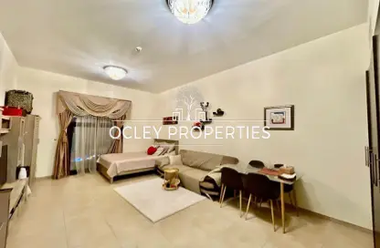 Apartment - Studio - 1 Bathroom for rent in Silicon Gates 1 - Silicon Gates - Dubai Silicon Oasis - Dubai