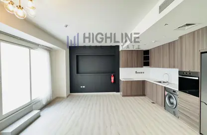 Apartment - 2 Bedrooms - 1 Bathroom for rent in Al Manal Tower - Sheikh Zayed Road - Dubai