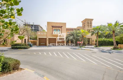 Villa - 6 Bedrooms - 7 Bathrooms for rent in Dubai Style - North Village - Al Furjan - Dubai