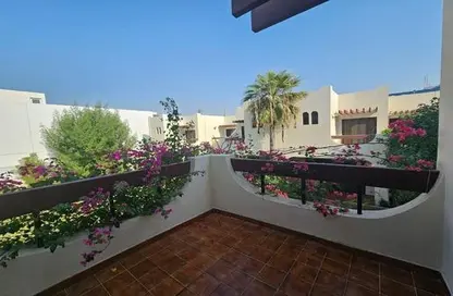 Villa - 3 Bedrooms - 3 Bathrooms for rent in Jumeirah 1 Villas - Jumeirah 1 - Jumeirah - Dubai