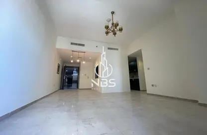 Apartment - 2 Bedrooms - 2 Bathrooms for rent in Hamza Tower - Dubai Sports City - Dubai