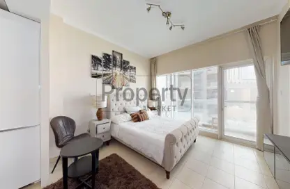 Apartment - 1 Bathroom for rent in Burj Al Nujoom - Downtown Dubai - Dubai