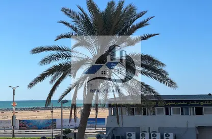 Apartment - 1 Bedroom - 2 Bathrooms for rent in Ajman Corniche Residences - Ajman Corniche Road - Ajman