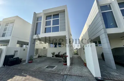 Villa - 3 Bedrooms - 5 Bathrooms for rent in Madinat Hind - Mulberry - Damac Hills 2 - Dubai