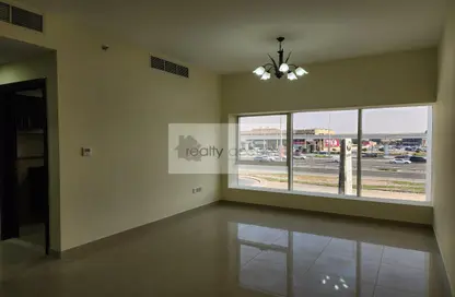 Apartment - 1 Bedroom - 2 Bathrooms for rent in Infinity Building - Sheikh Zayed Road - Dubai