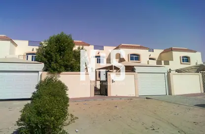 Villa - 5 Bedrooms - 6 Bathrooms for rent in Shakhbout City - Abu Dhabi