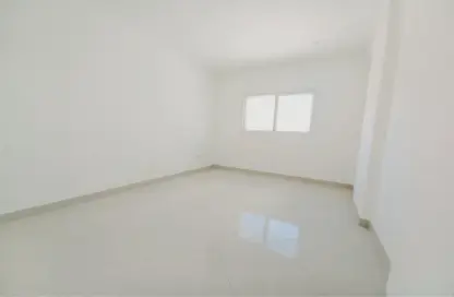 Apartment - 1 Bedroom - 1 Bathroom for rent in Al Qulaya'ah - Al Sharq - Sharjah