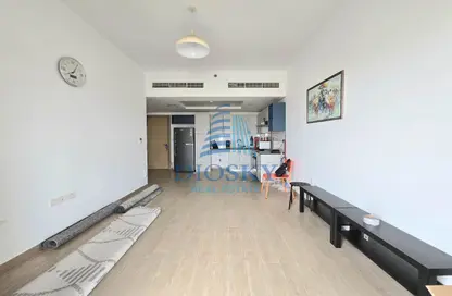 Apartment - 3 Bedrooms - 2 Bathrooms for rent in The Nook 2 - The Nook - Wasl Gate - Dubai