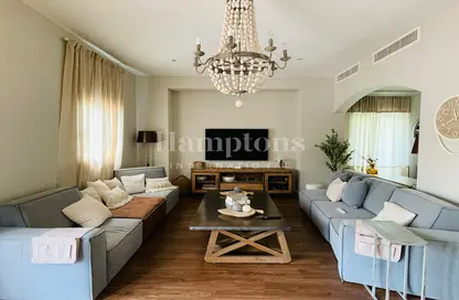 Villa - 3 Bedrooms - 4 Bathrooms for sale in Deema 1 - Deema - The Lakes - Dubai